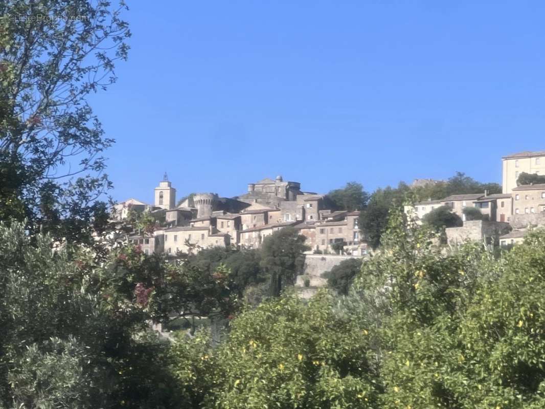 Maison à GORDES