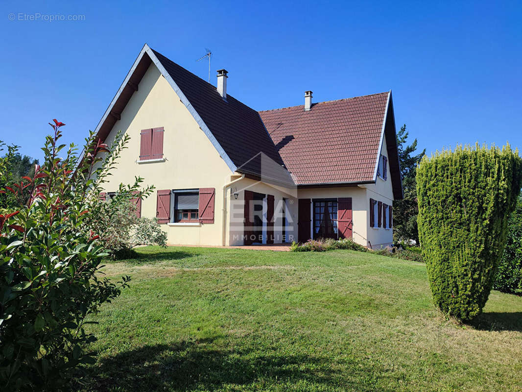 Maison à FOUCHERANS