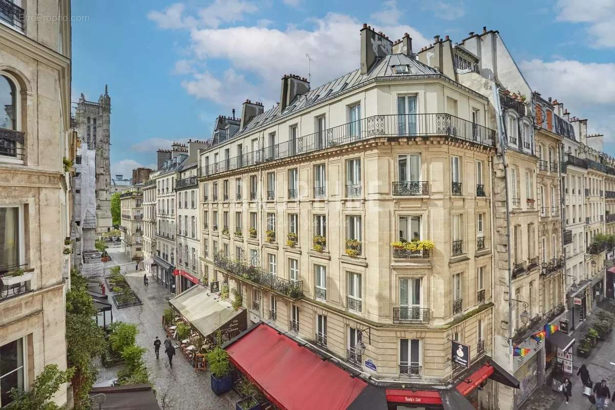 Appartement à PARIS-4E