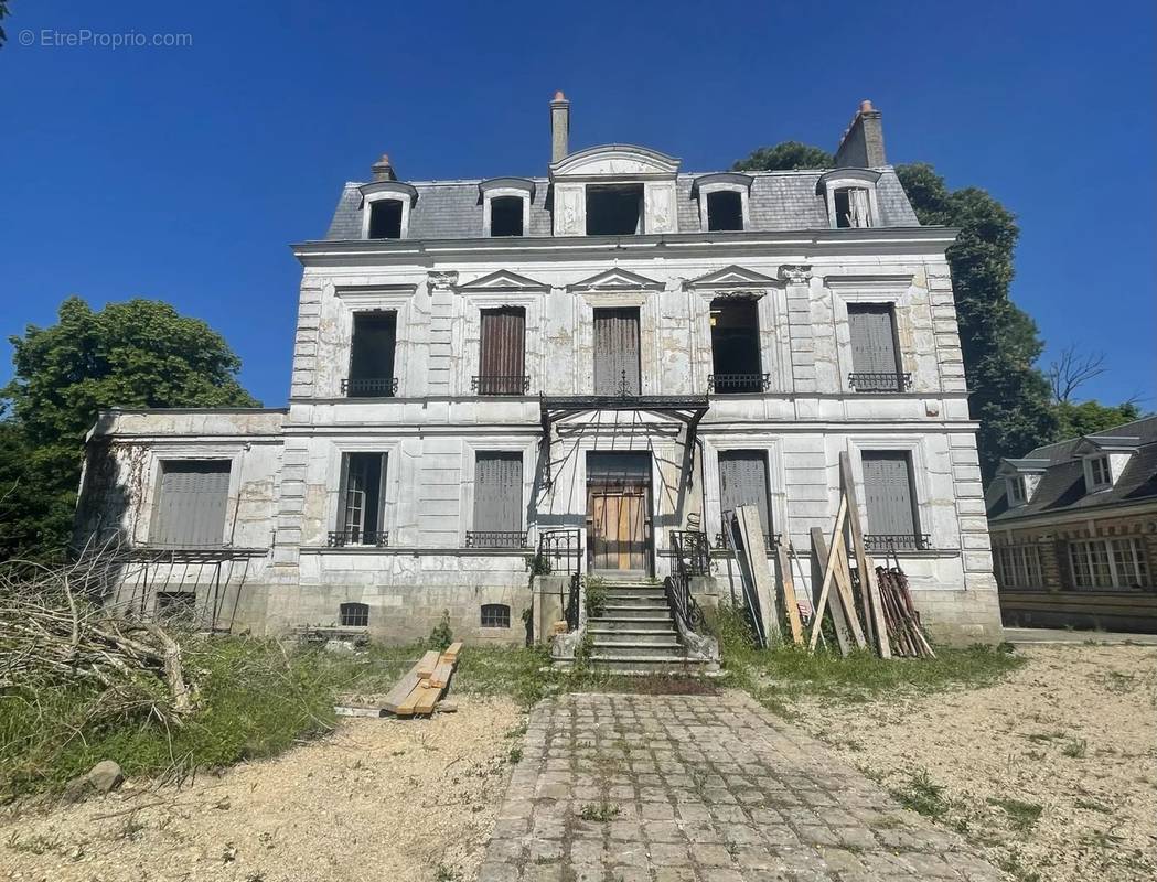 Appartement à LA FERTE-SOUS-JOUARRE