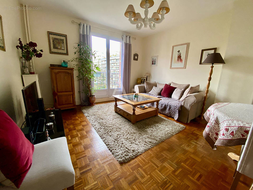 Appartement à BOULOGNE-BILLANCOURT