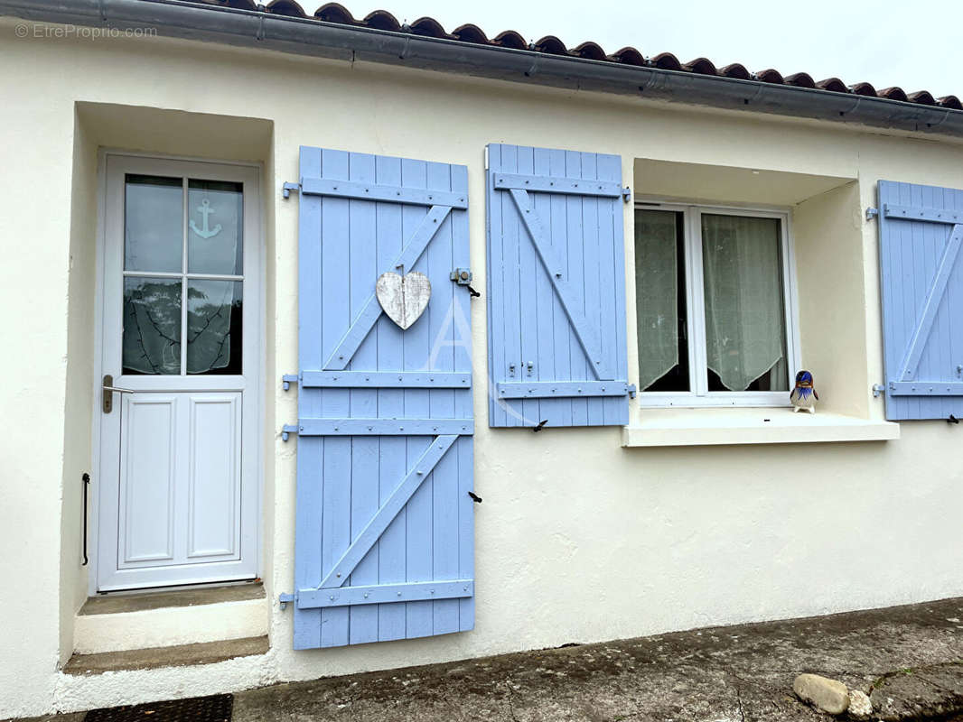 Maison à SAINT-CYR-EN-TALMONDAIS