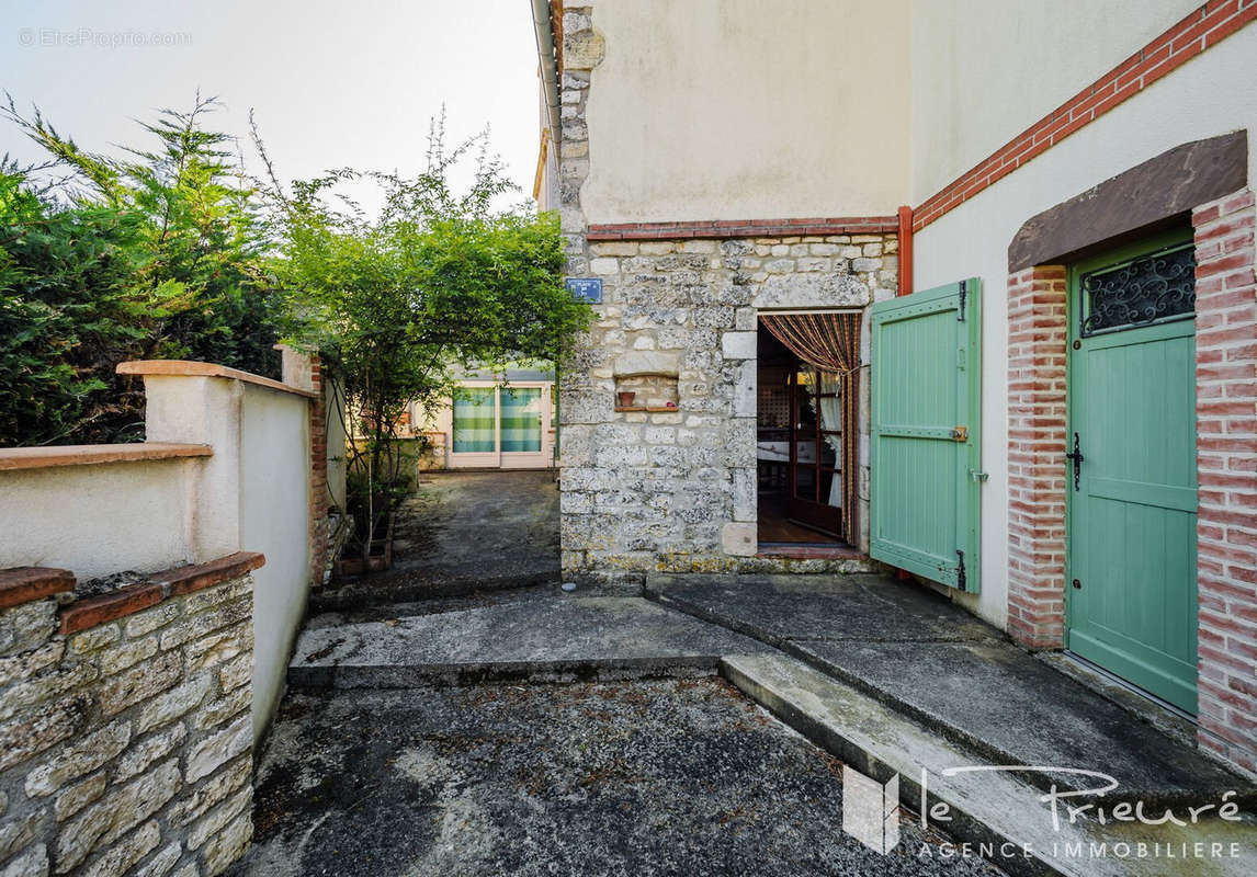 Maison à CAGNAC-LES-MINES