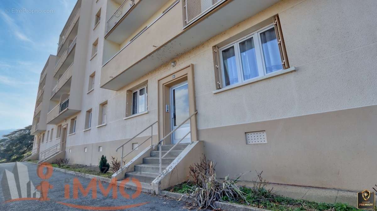 Appartement à SAINT-ETIENNE