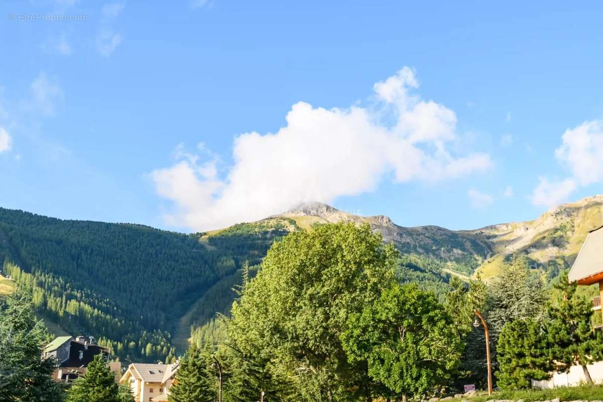 Appartement à SAINT-ETIENNE-DE-TINEE