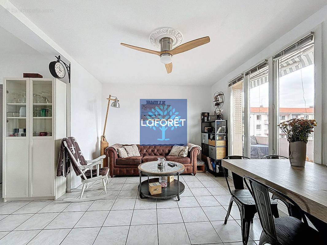 Appartement à LYON-5E