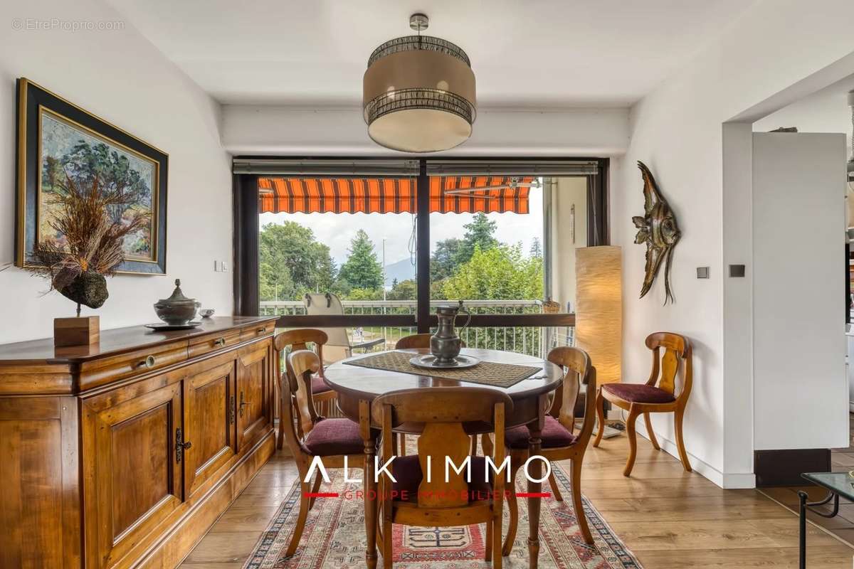 Appartement à ANNECY-LE-VIEUX