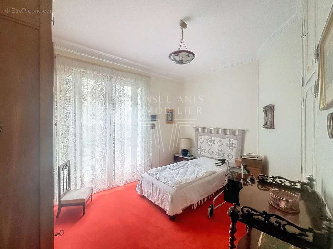 Appartement à PARIS-9E