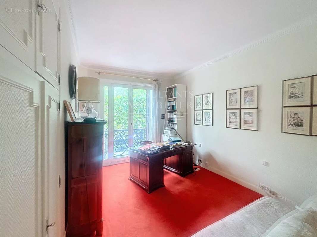 Appartement à PARIS-9E