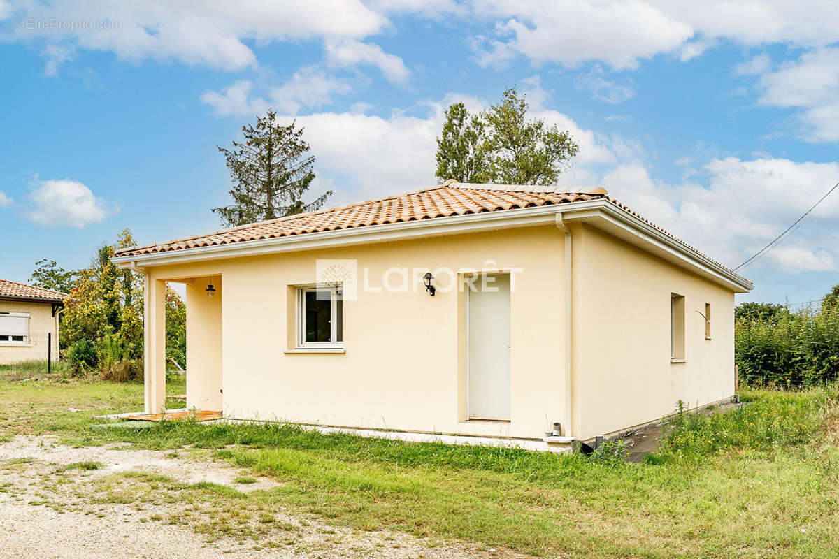 Maison à PEUJARD