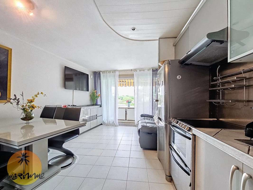 Appartement à VILLENEUVE-LOUBET