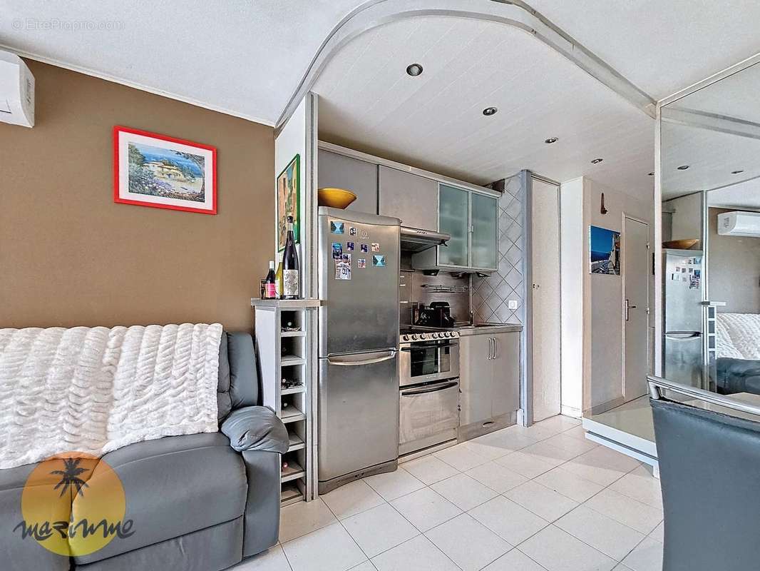 Appartement à VILLENEUVE-LOUBET