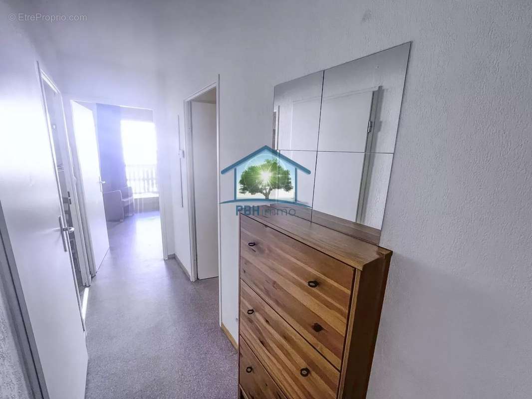 Appartement à LA CLUSE