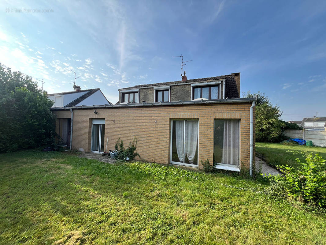 Maison à DOUCHY-LES-MINES