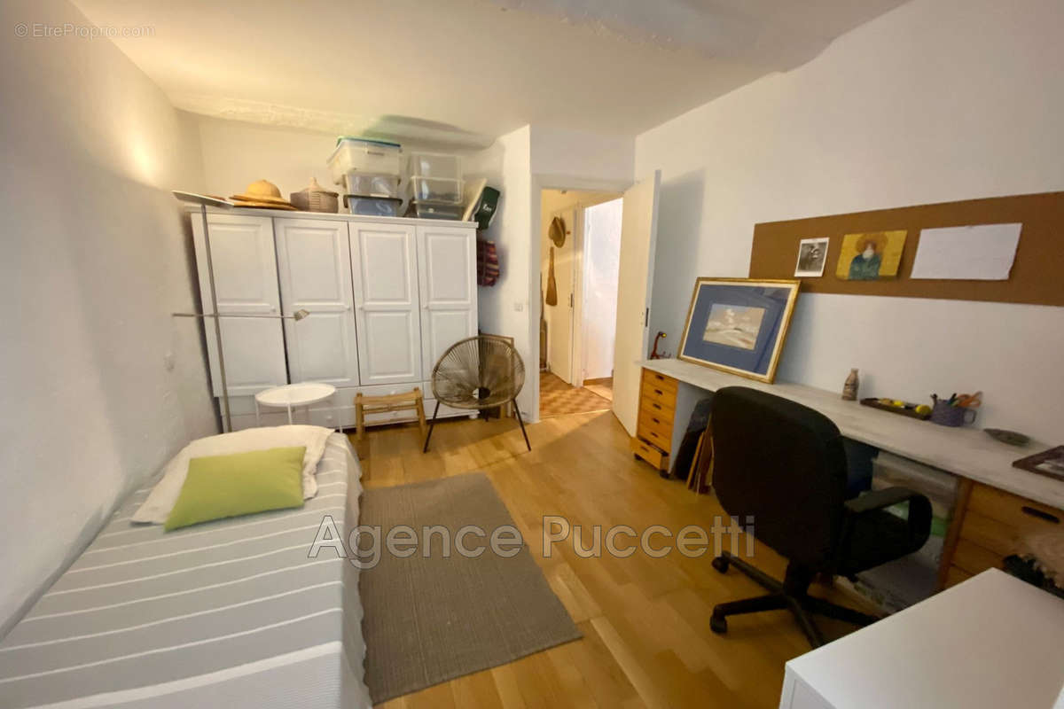 Appartement à VENCE