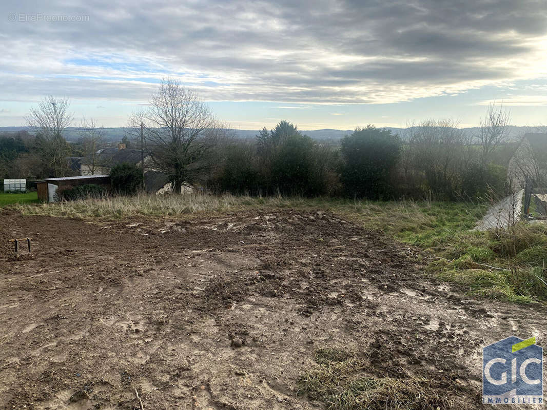 Terrain à CAEN