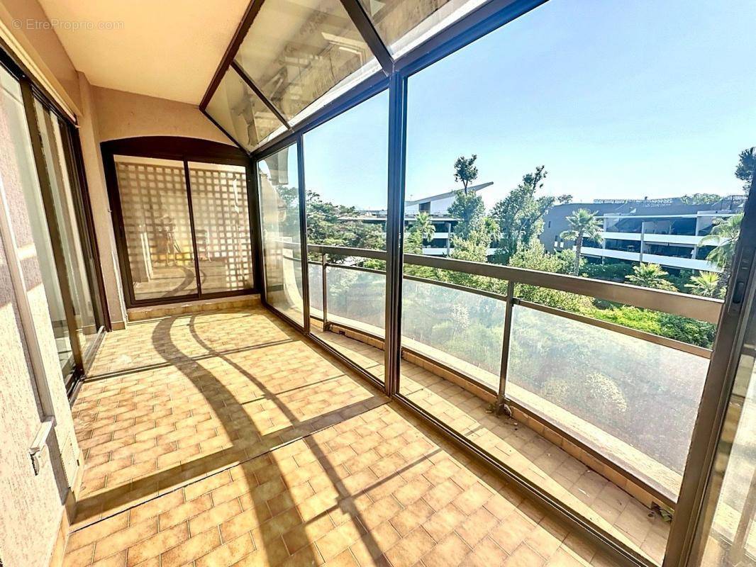 Appartement à VILLENEUVE-LOUBET