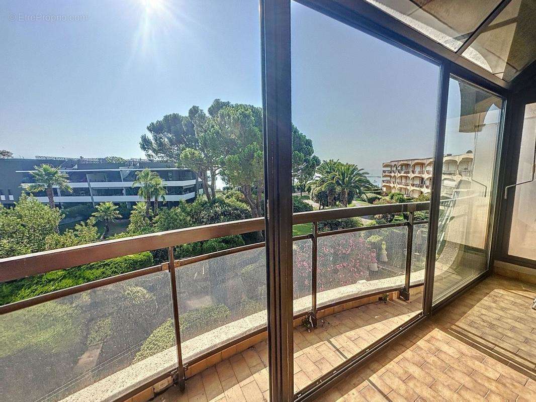 Appartement à VILLENEUVE-LOUBET