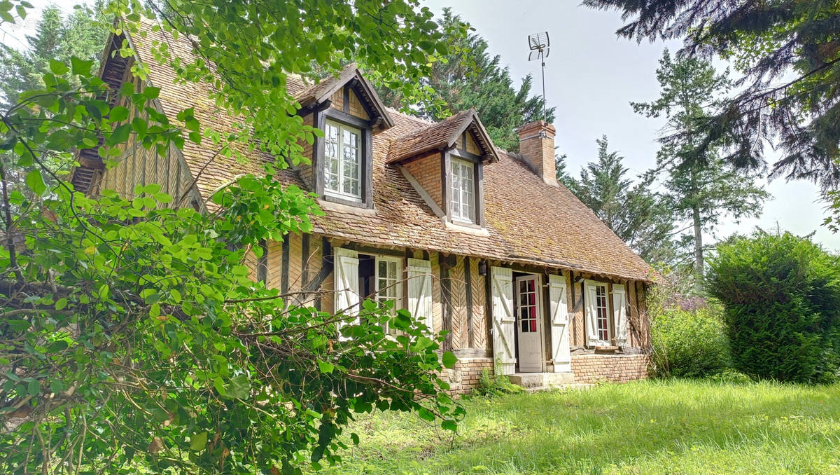 Maison à LA FERTE-SAINT-CYR