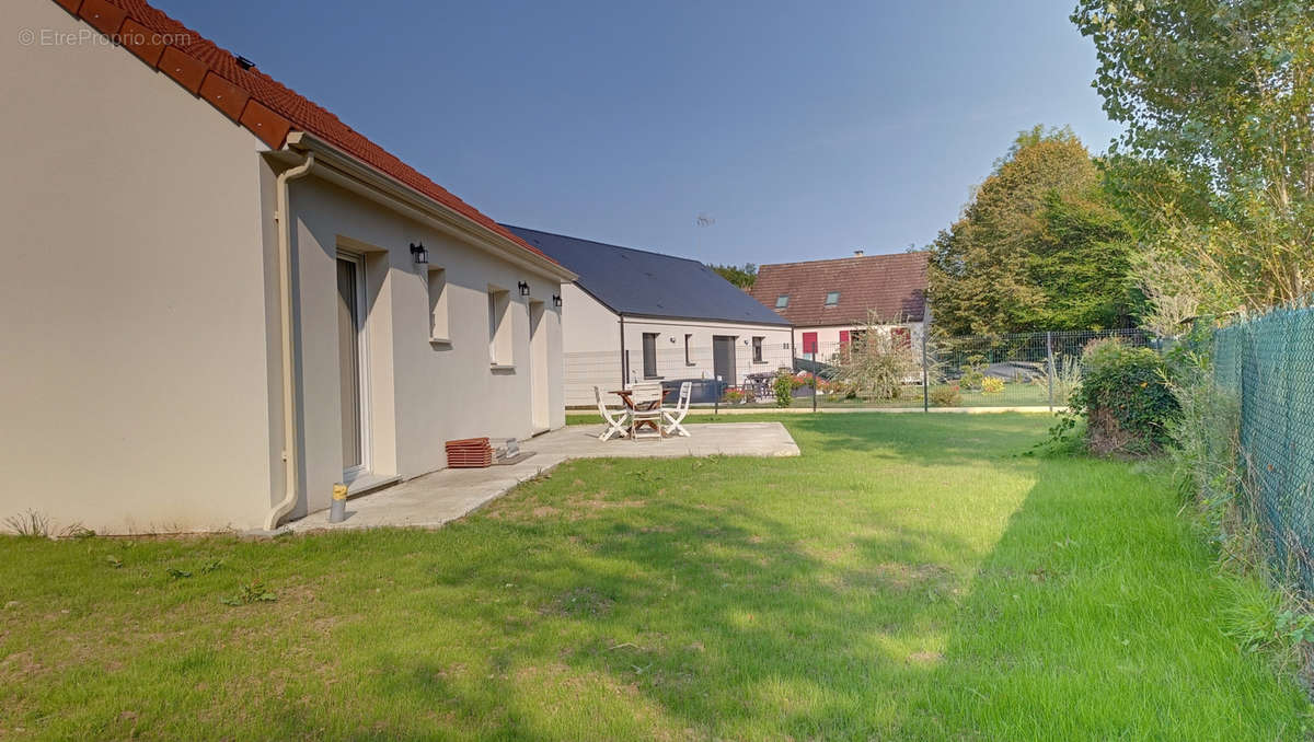 Maison à JOUY-LE-POTIER