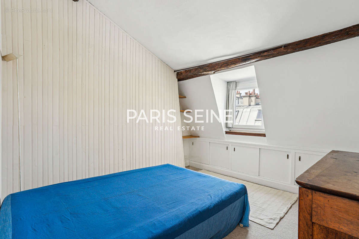 Appartement à PARIS-2E