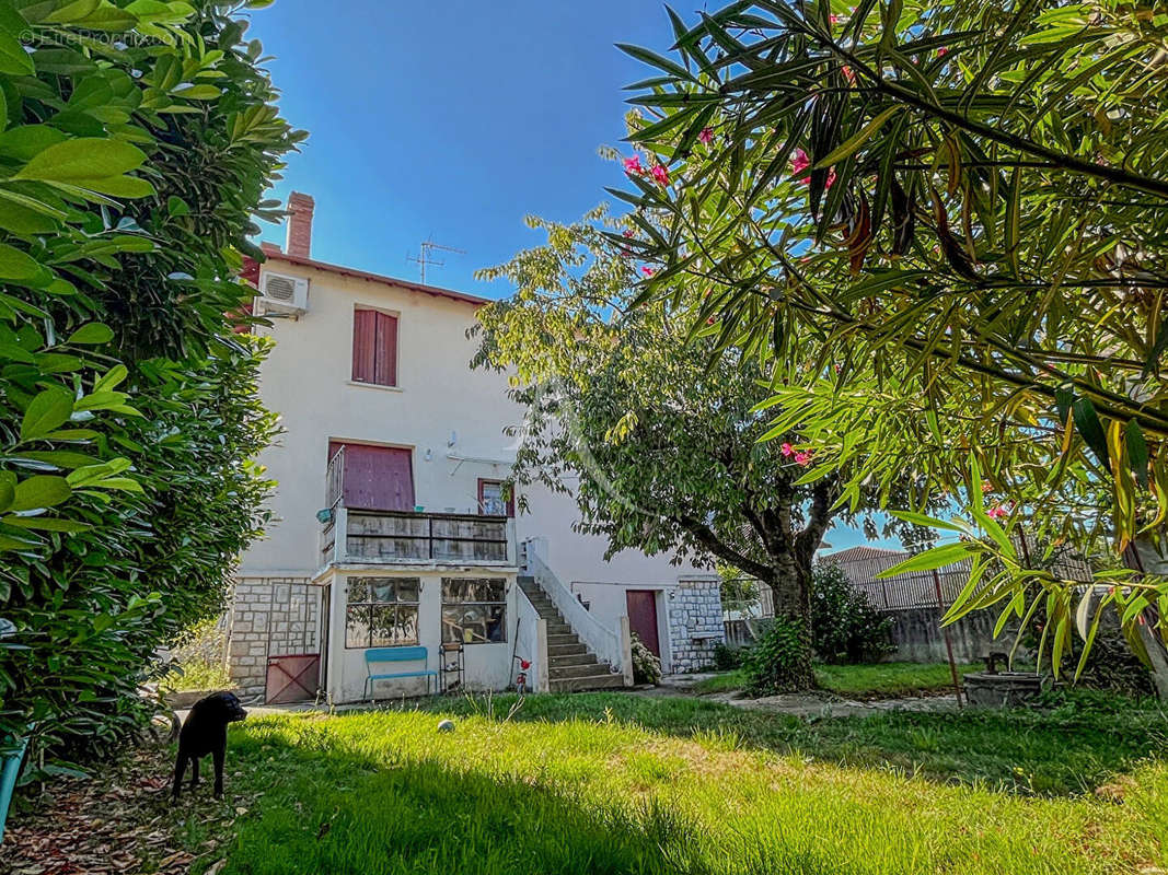 Maison à VILLENEUVE-SUR-LOT