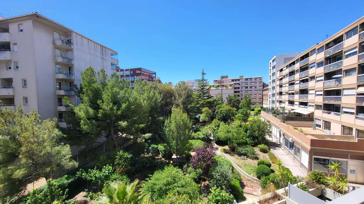 Appartement à MARSEILLE-8E