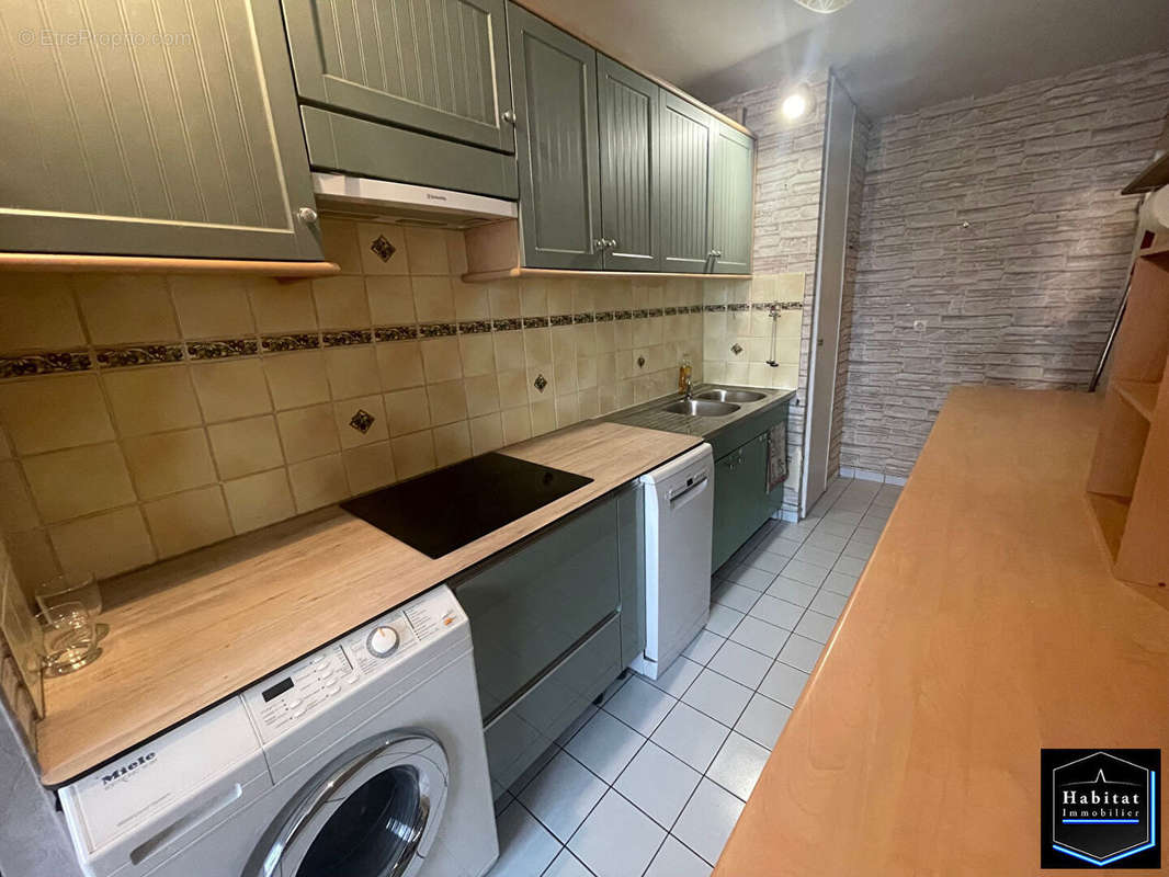 Appartement à LE PLESSIS-BELLEVILLE