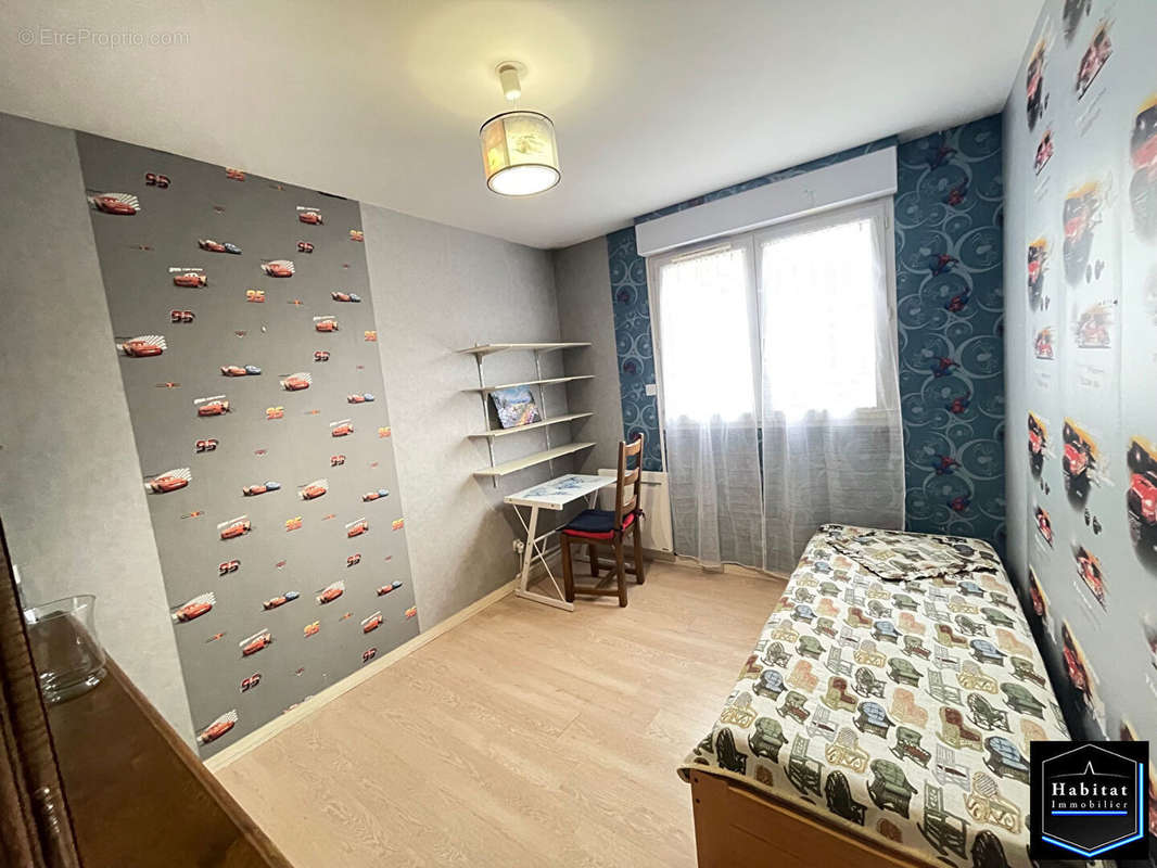 Appartement à LE PLESSIS-BELLEVILLE