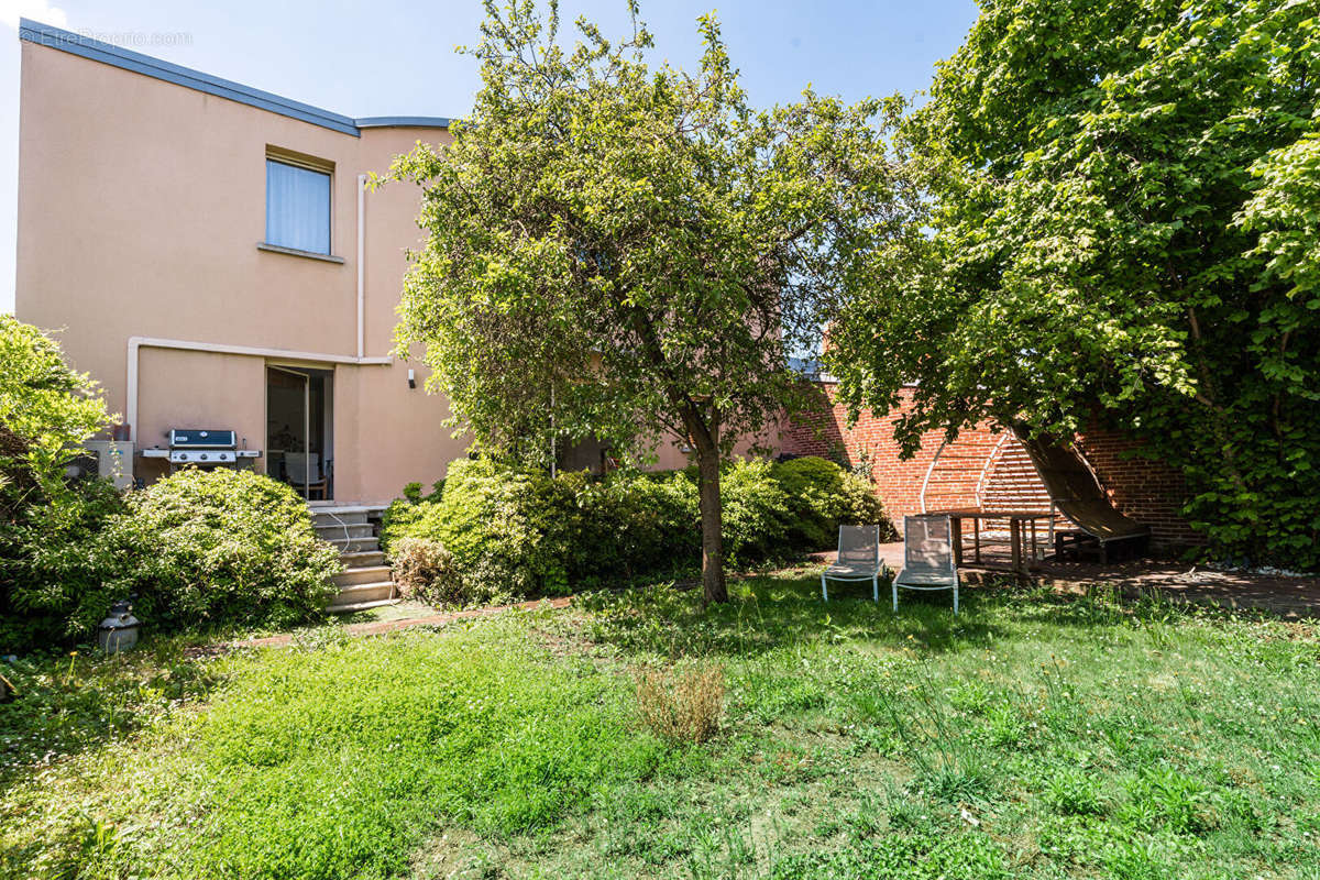 Maison à FONTENAY-SOUS-BOIS