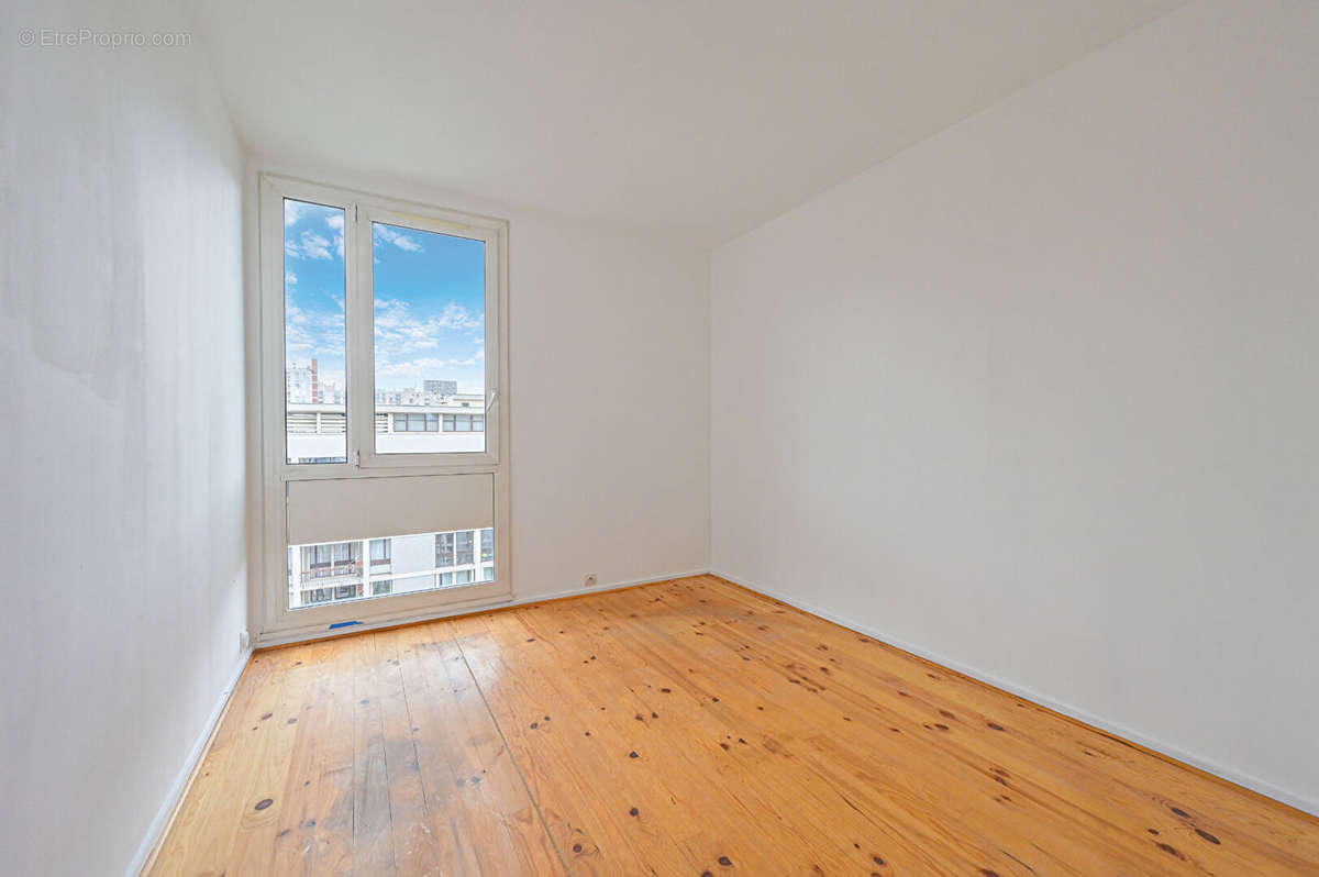 Appartement à PARIS-20E