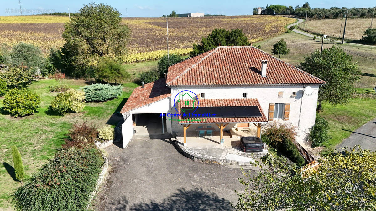 Maison à ENGAYRAC