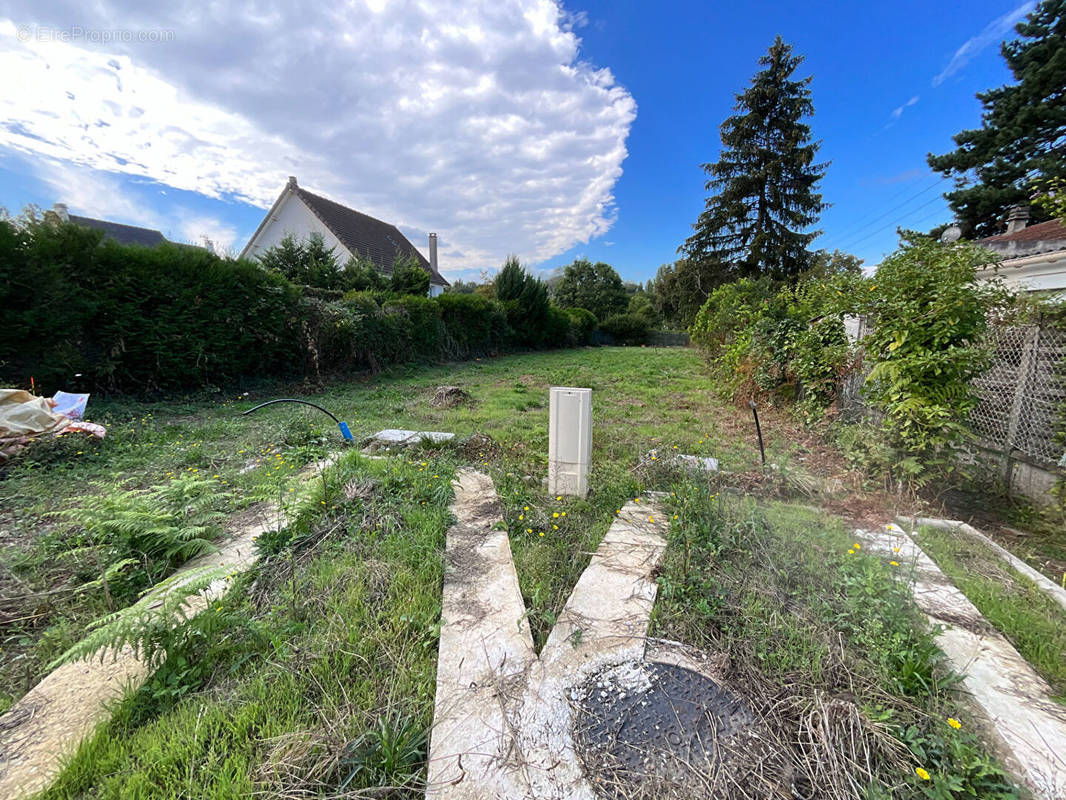 Terrain à ERAGNY