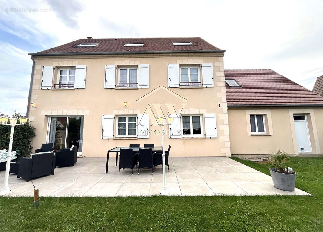 Maison à BEAUVAIS