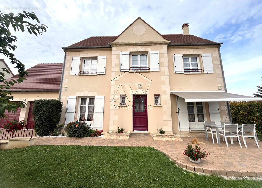 Maison à BEAUVAIS