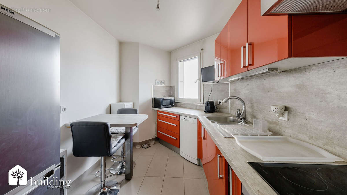 Appartement à LEVALLOIS-PERRET