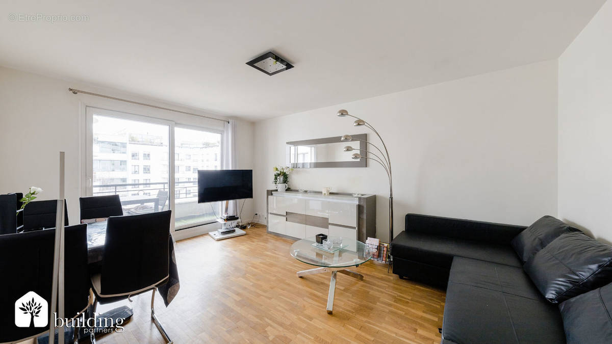 Appartement à LEVALLOIS-PERRET