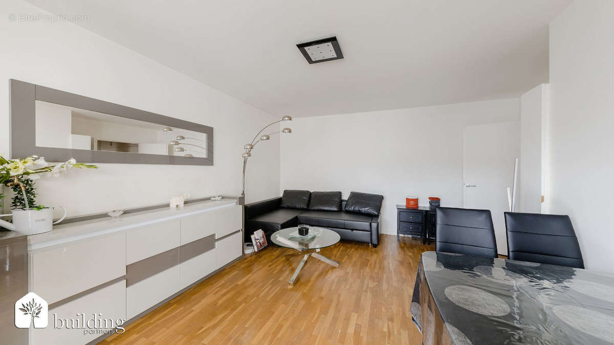 Appartement à LEVALLOIS-PERRET