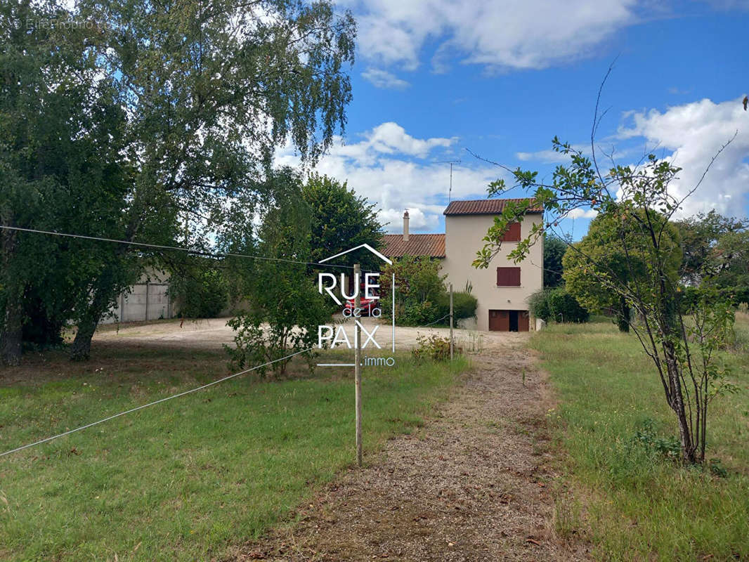 Maison à NAINTRE