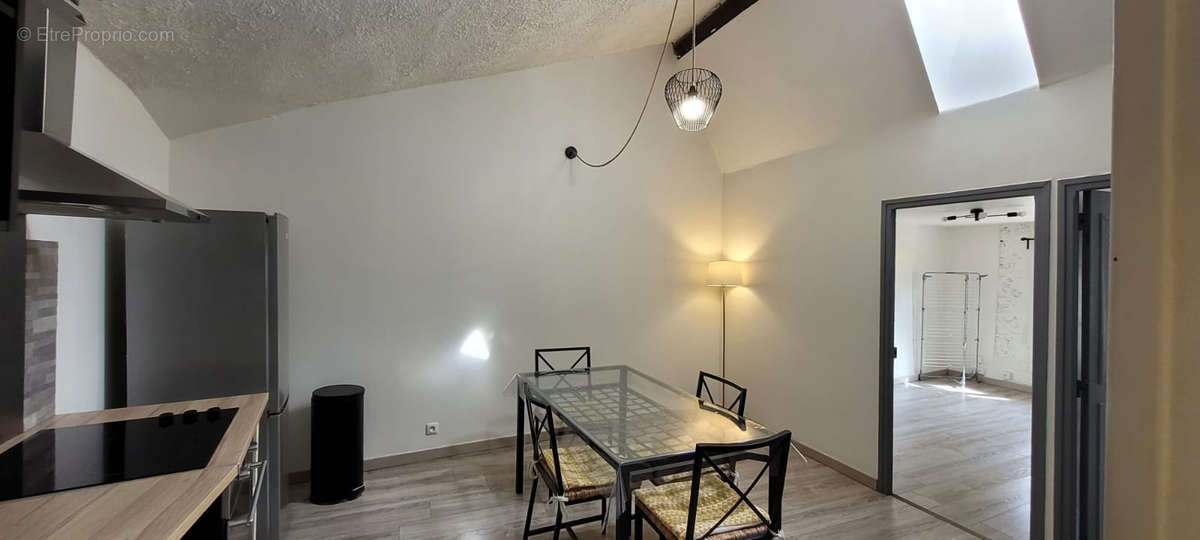 Appartement à SAINT-MAXIMIN-LA-SAINTE-BAUME