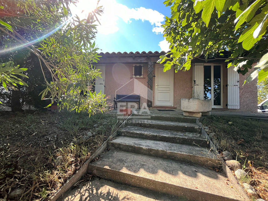 Maison à BAGES