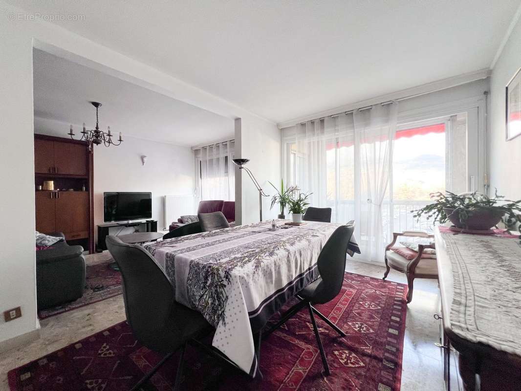 Appartement à GRENOBLE