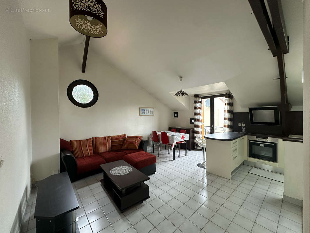 Appartement à CARRIERES-SOUS-POISSY