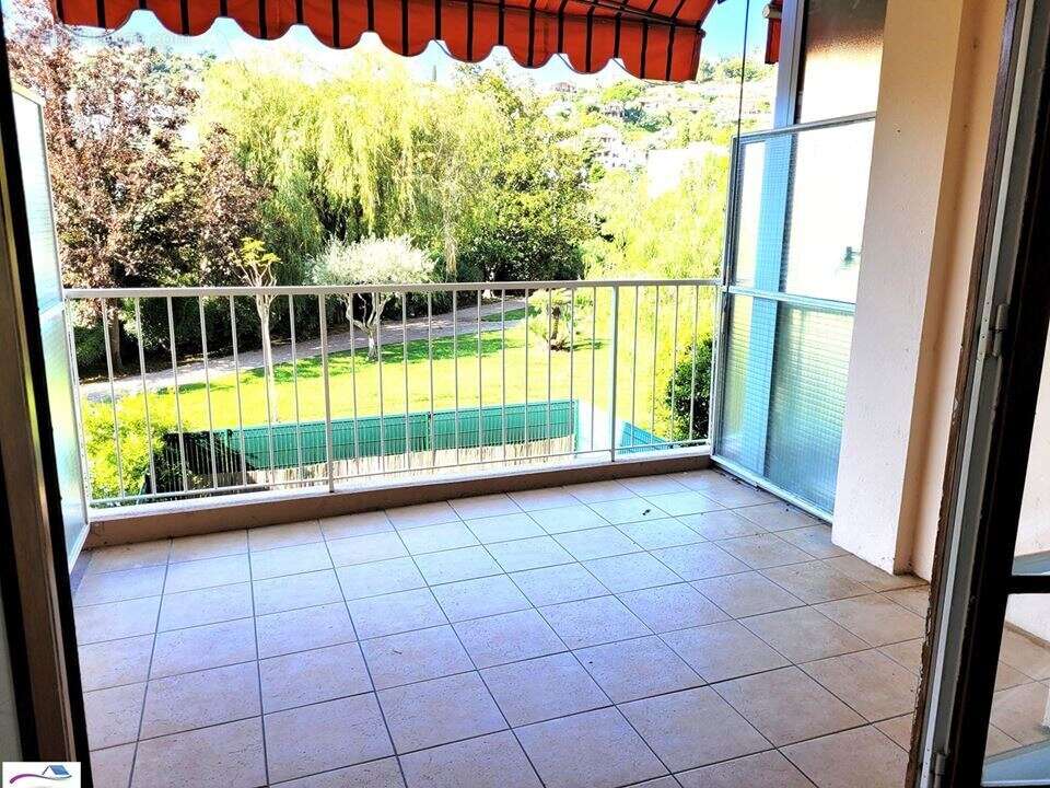 Appartement à MANDELIEU-LA-NAPOULE