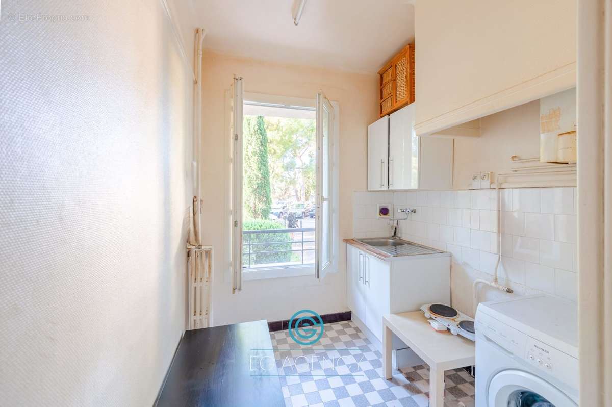 Appartement à MARSEILLE-9E