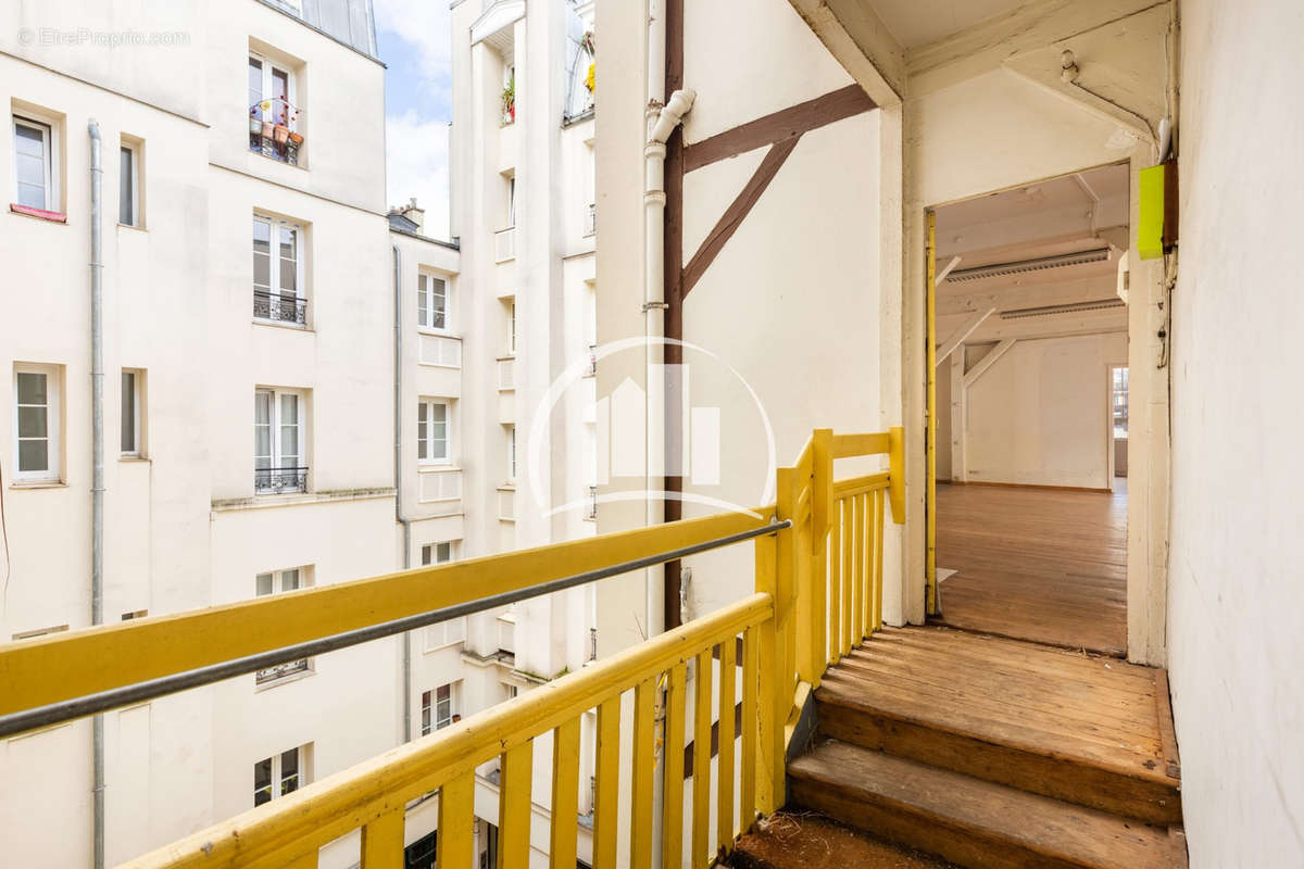 Appartement à PARIS-11E