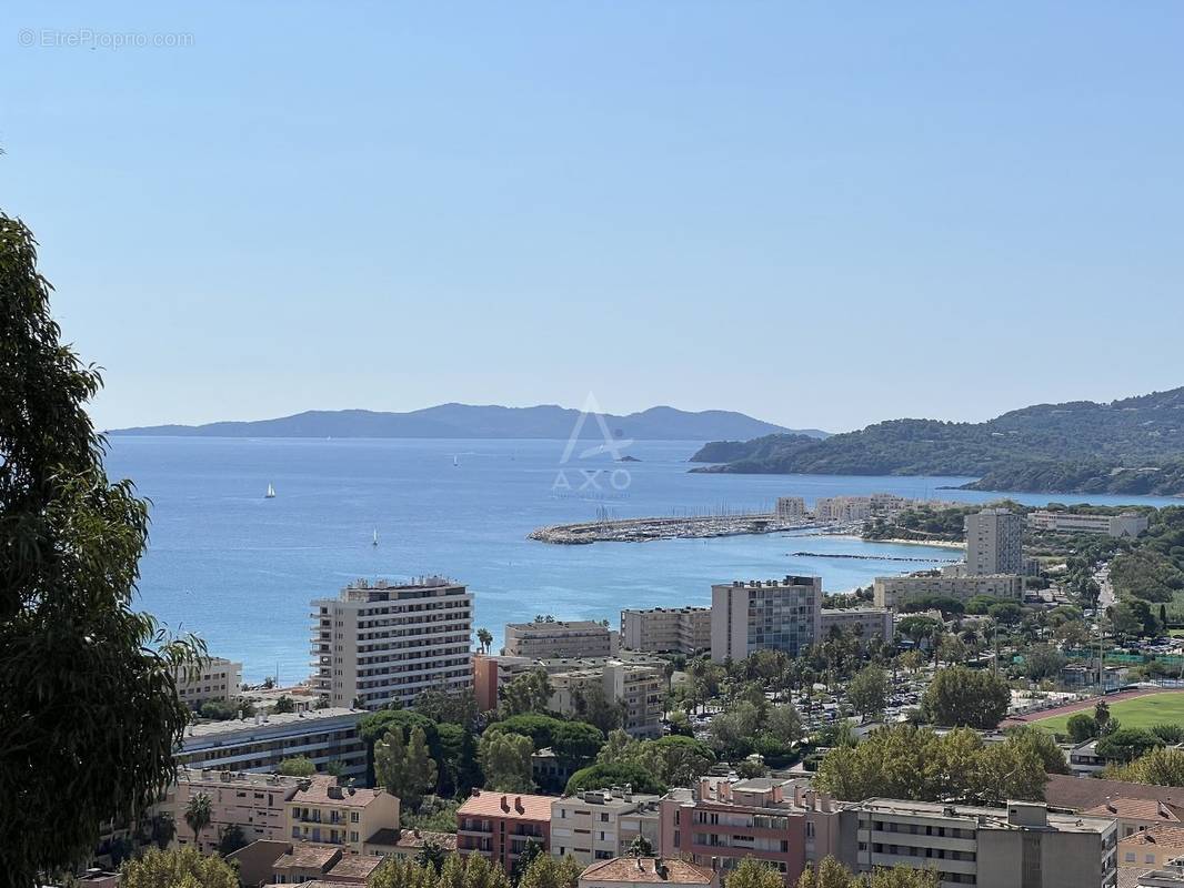 Appartement à LE LAVANDOU