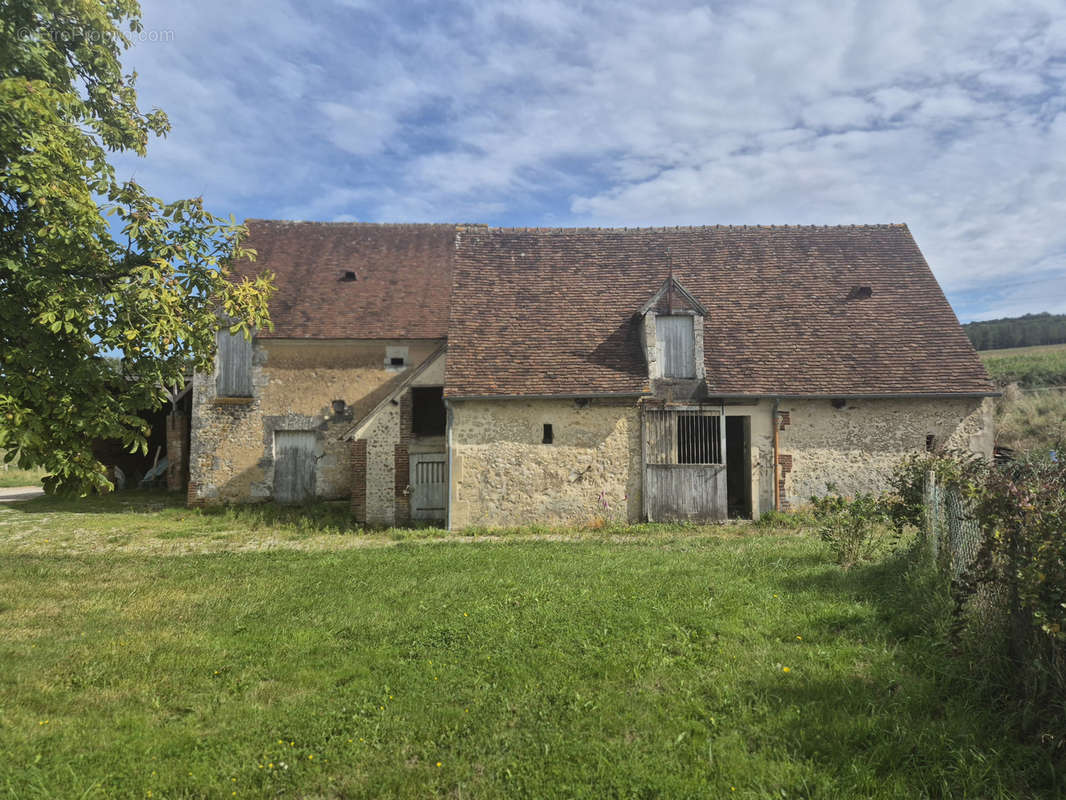 Maison à REMALARD