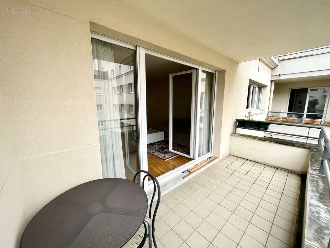 Appartement à ISSY-LES-MOULINEAUX