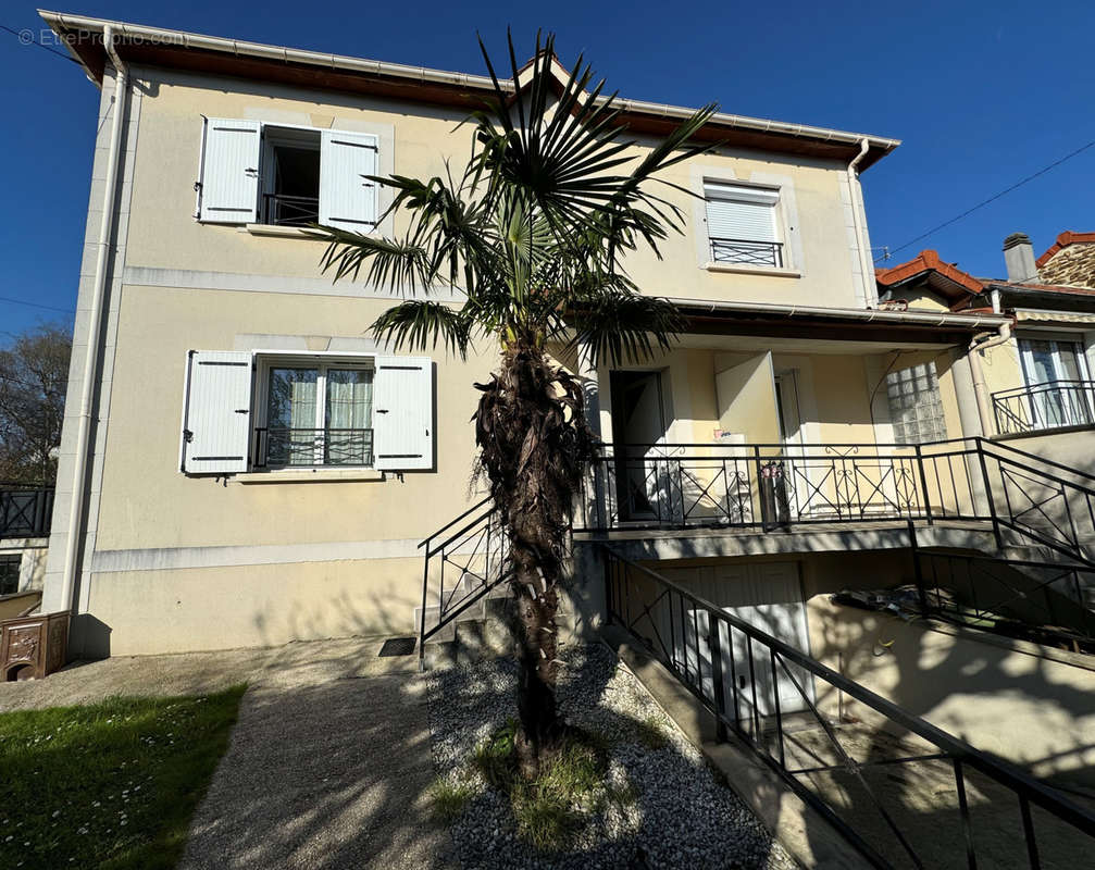 Maison à CHELLES